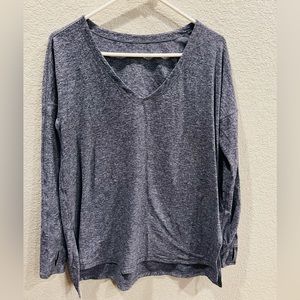 Lululemon charcoal gray v neck tunic size 12 excellent condition